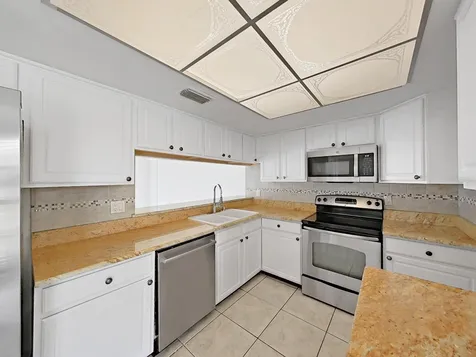 10902 Wingate Drive Tampa FL 33624