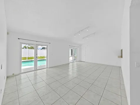 10902 Wingate Drive Tampa FL 33624
