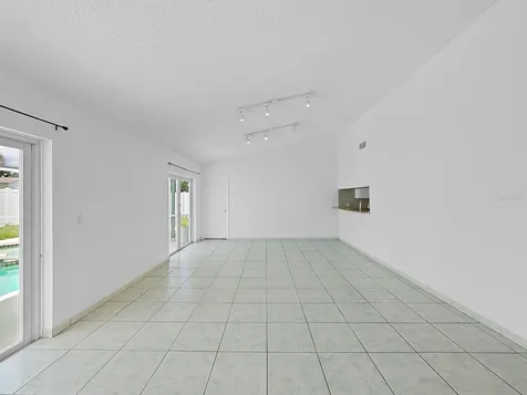 10902 Wingate Drive Tampa FL 33624