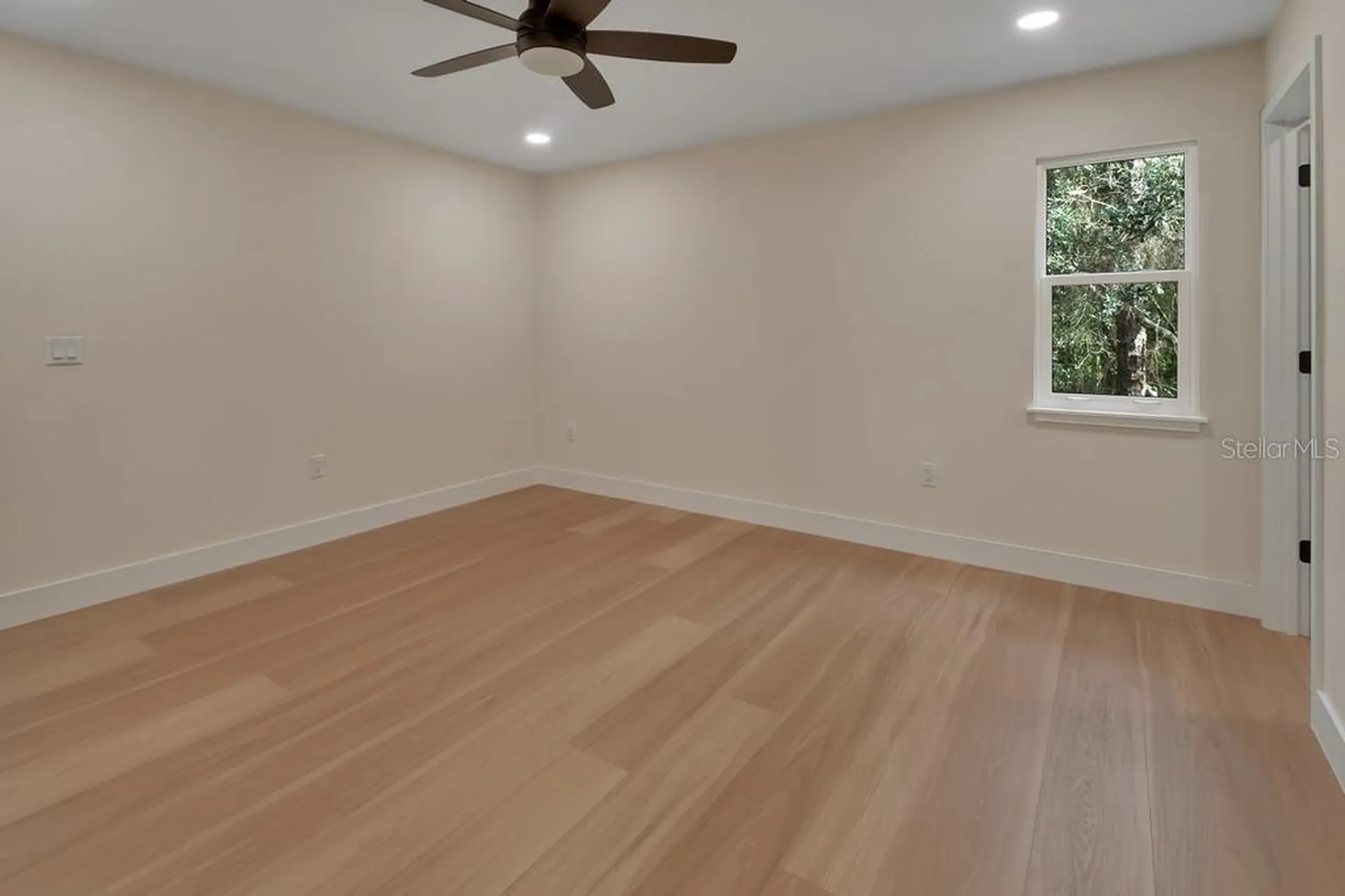 1530 Deer Moss Lane Deland FL 32720