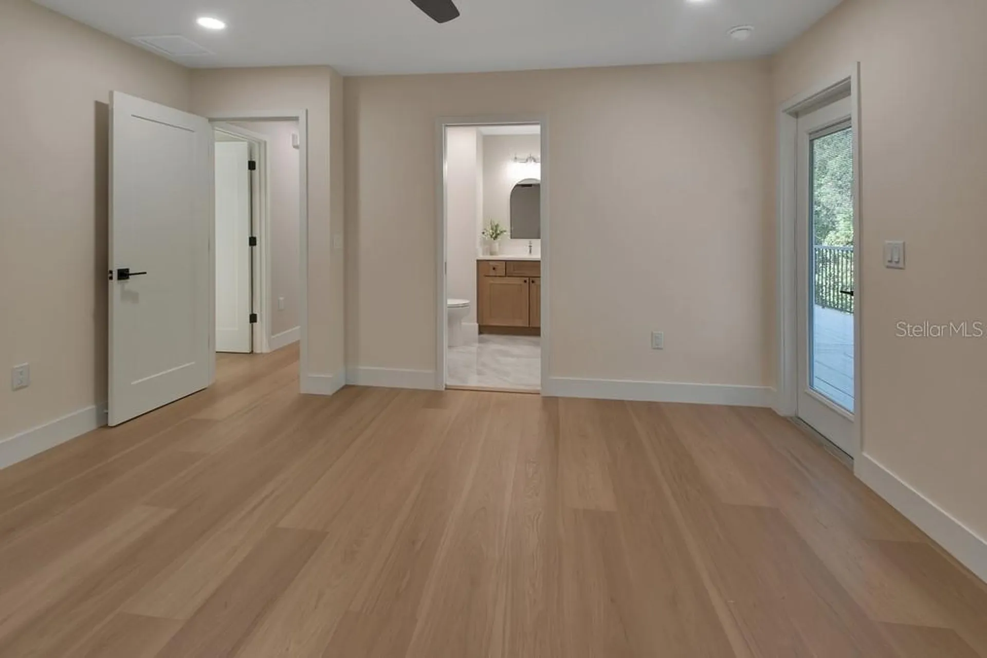 1530 Deer Moss Lane Deland FL 32720