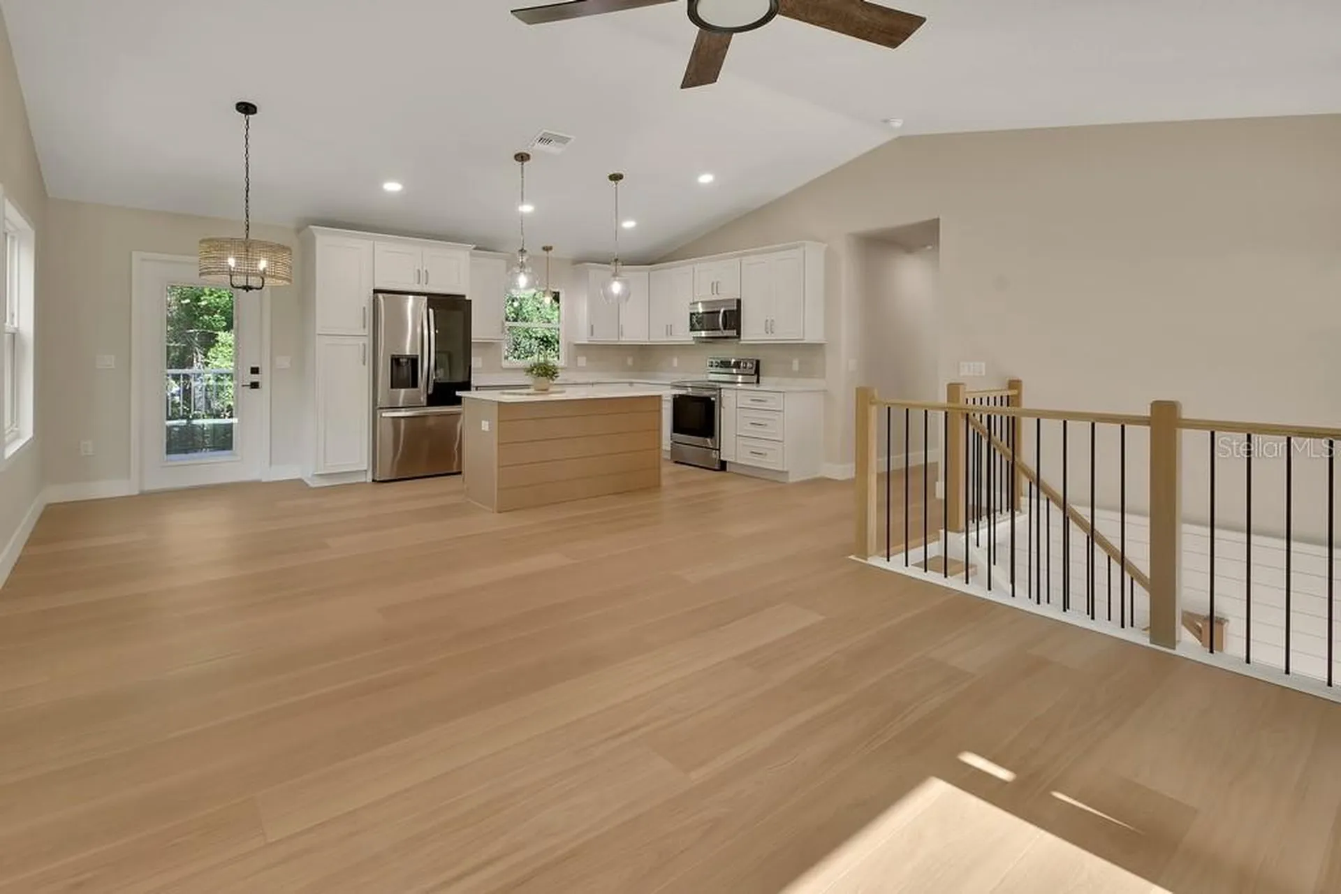 1530 Deer Moss Lane Deland FL 32720