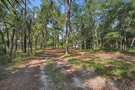 1530 Deer Moss Lane Deland FL 32720