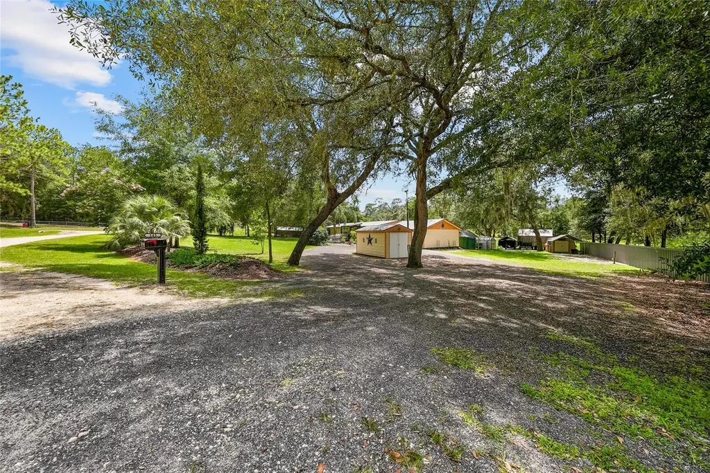 145 Crystal Lake Drive Melrose FL 32666