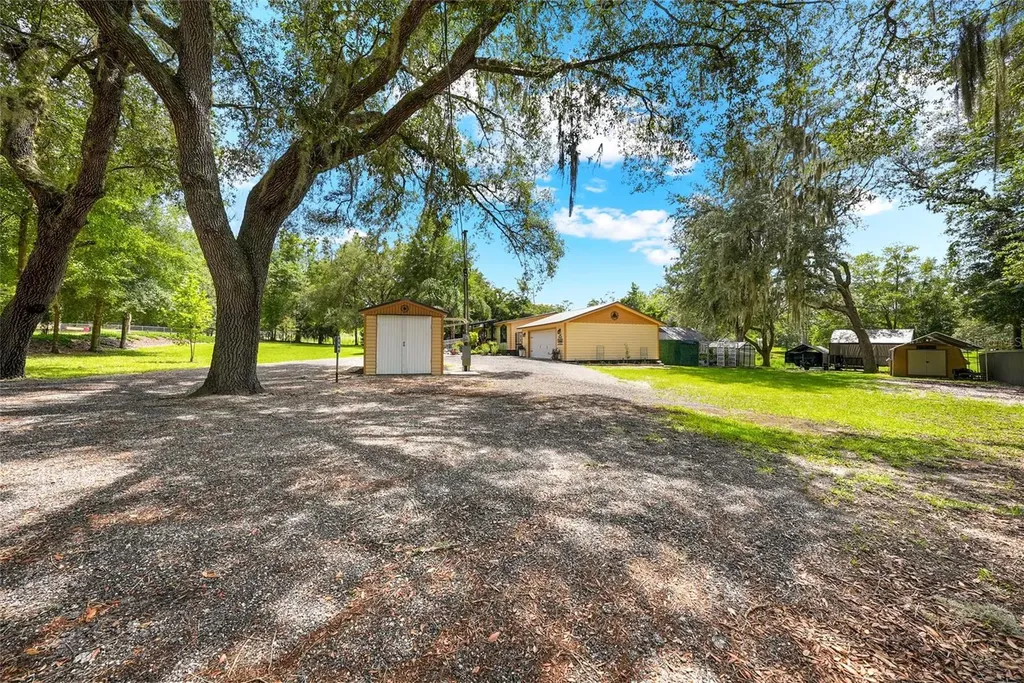 145 Crystal Lake Drive Melrose FL 32666