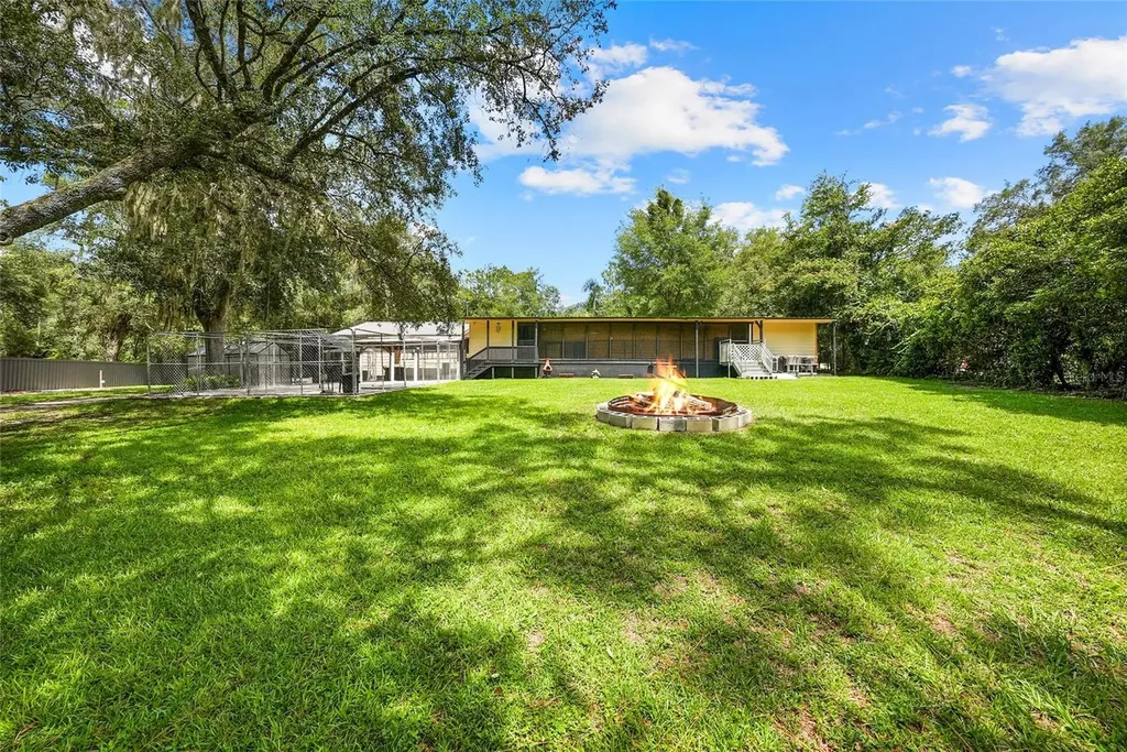 145 Crystal Lake Drive Melrose FL 32666