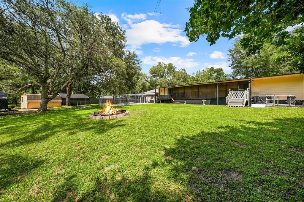 145 Crystal Lake Drive Melrose FL 32666
