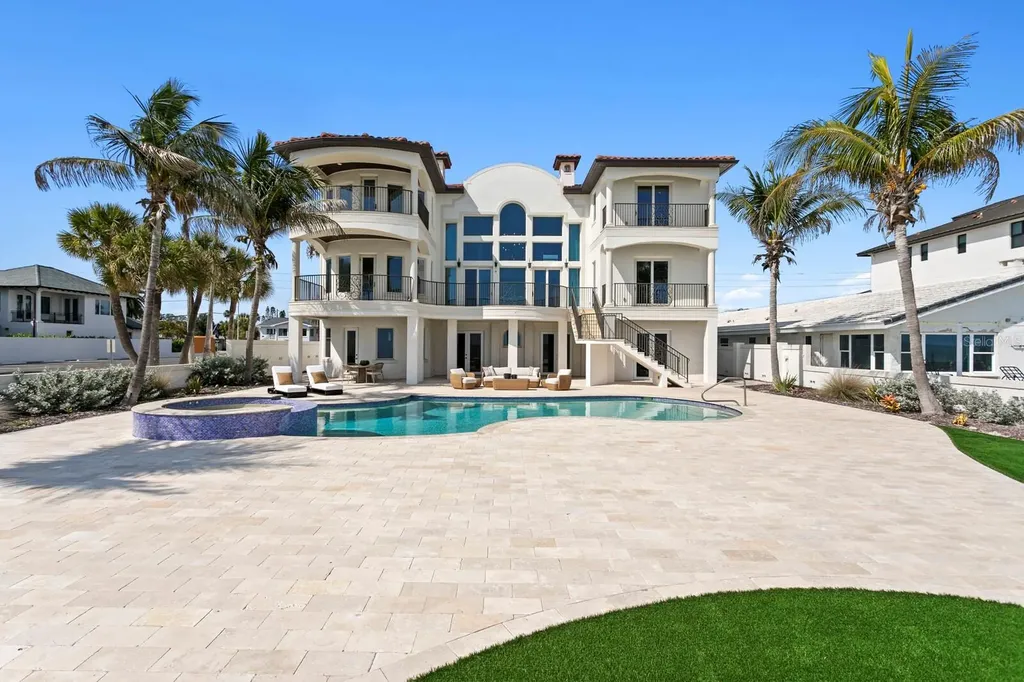 15912 Gulf Boulevard Redington Beach FL 33708
