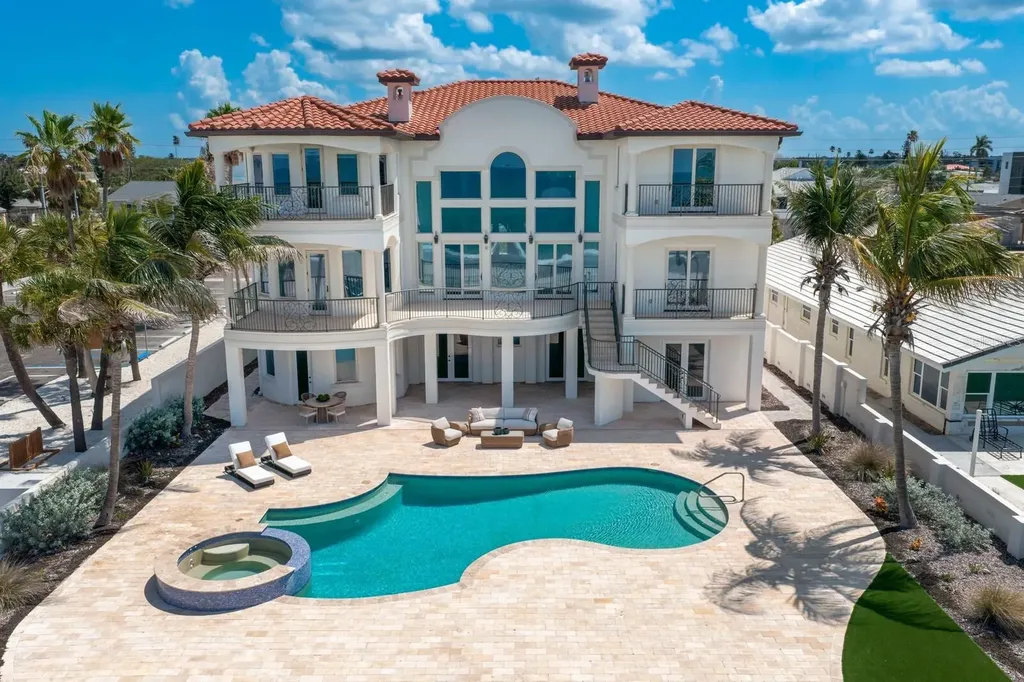 15912 Gulf Boulevard Redington Beach FL 33708