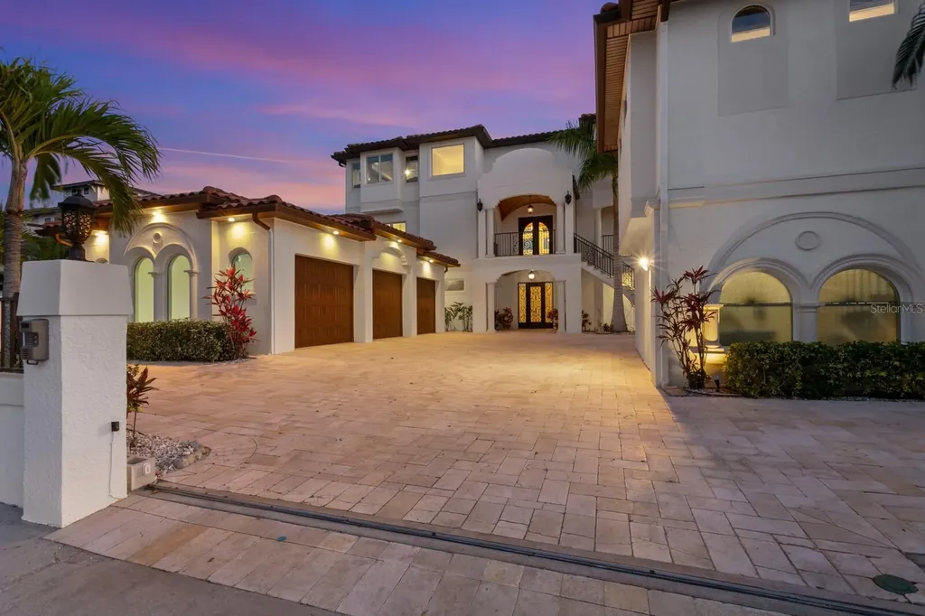 15912 Gulf Boulevard Redington Beach FL 33708
