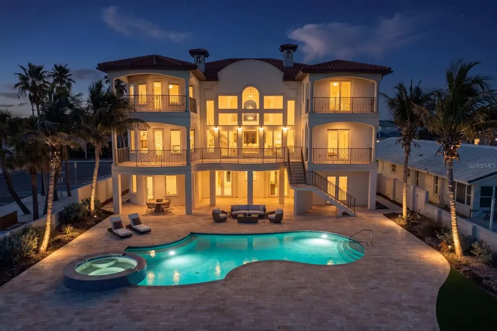 15912 Gulf Boulevard Redington Beach FL 33708