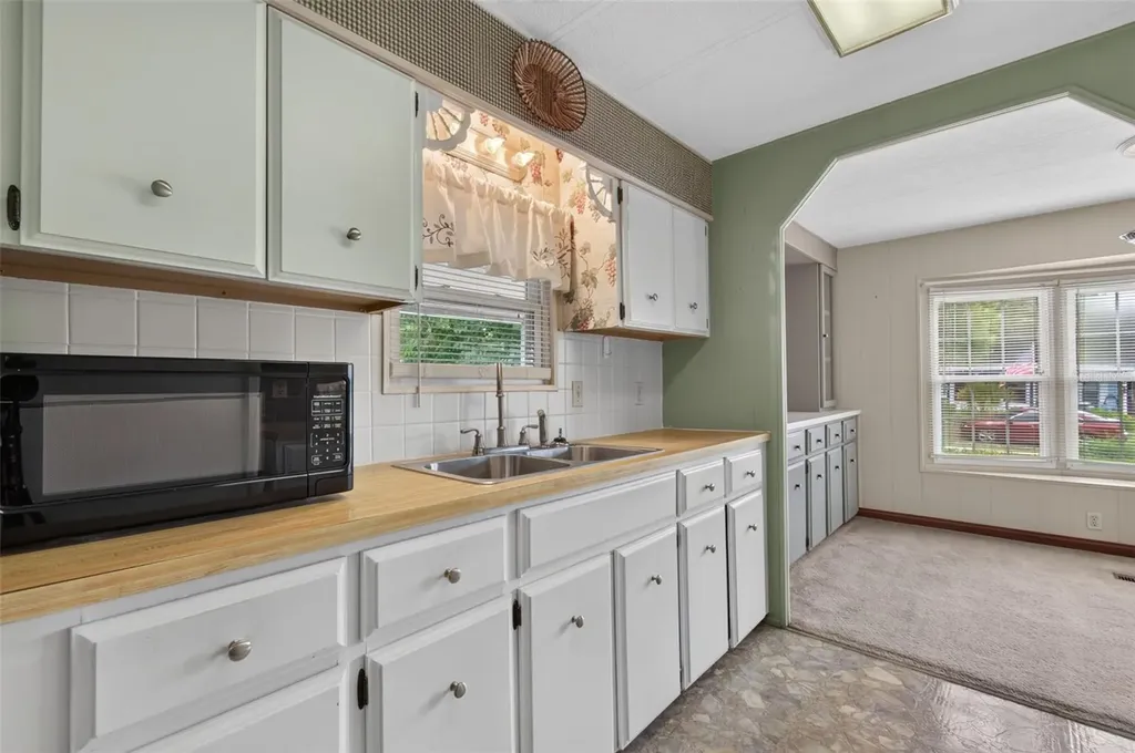 1674 NE 162nd Street Citra FL 32113