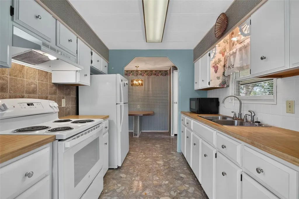 1674 NE 162nd Street Citra FL 32113