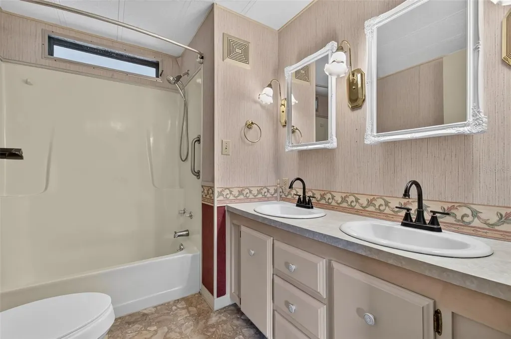 1674 NE 162nd Street Citra FL 32113