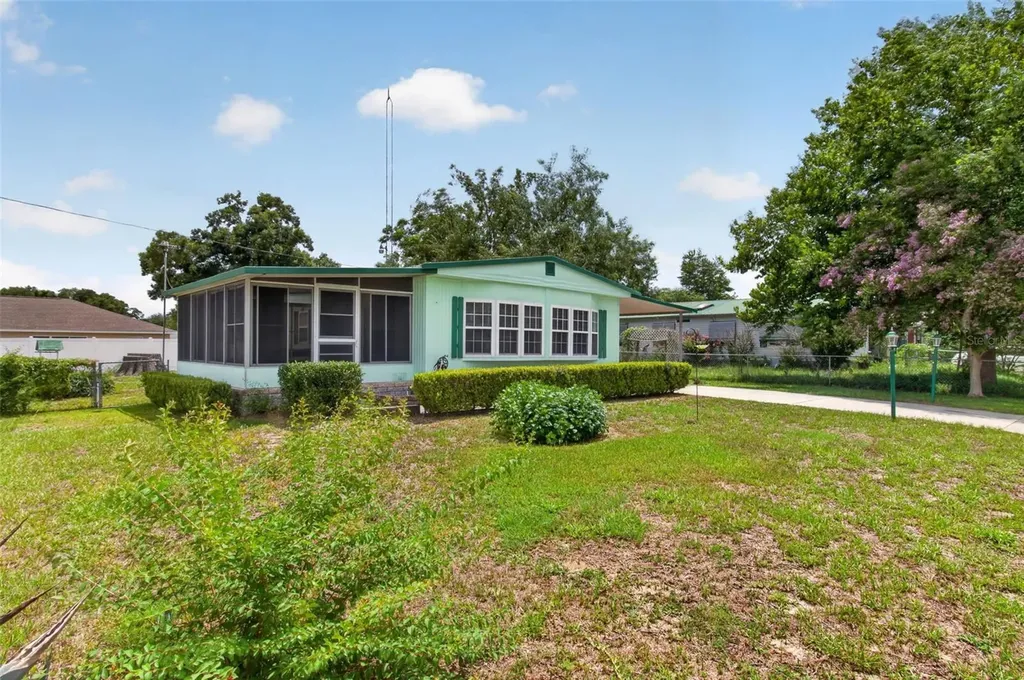 1674 NE 162nd Street Citra FL 32113