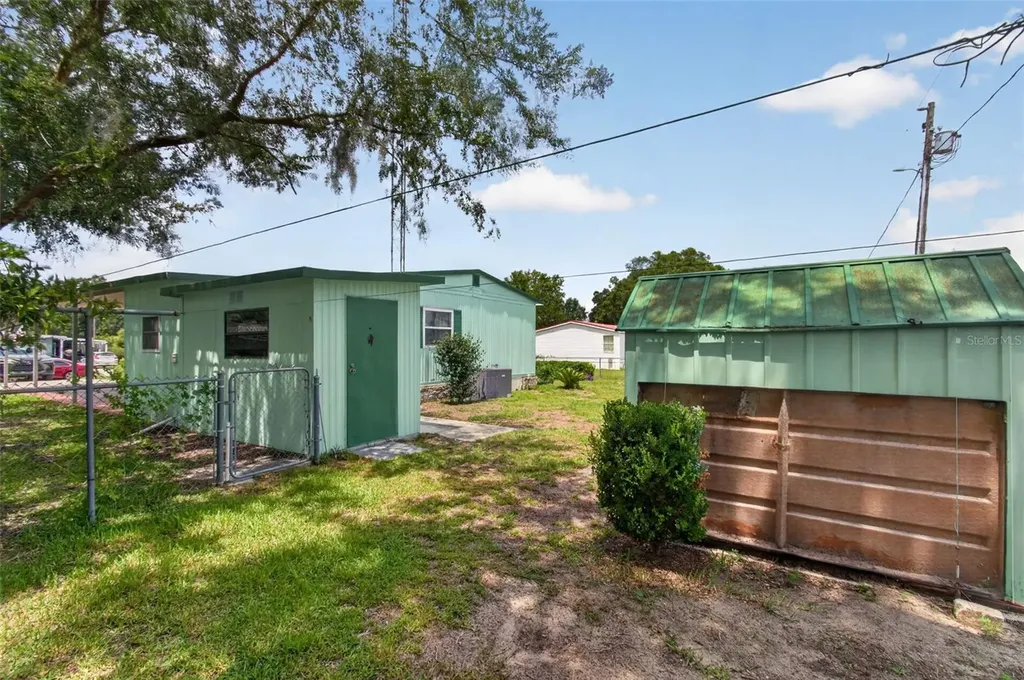 1674 NE 162nd Street Citra FL 32113