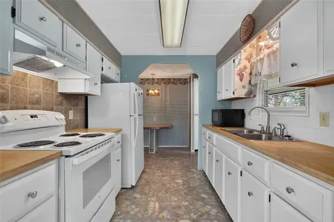 1674 NE 162nd Street Citra FL 32113