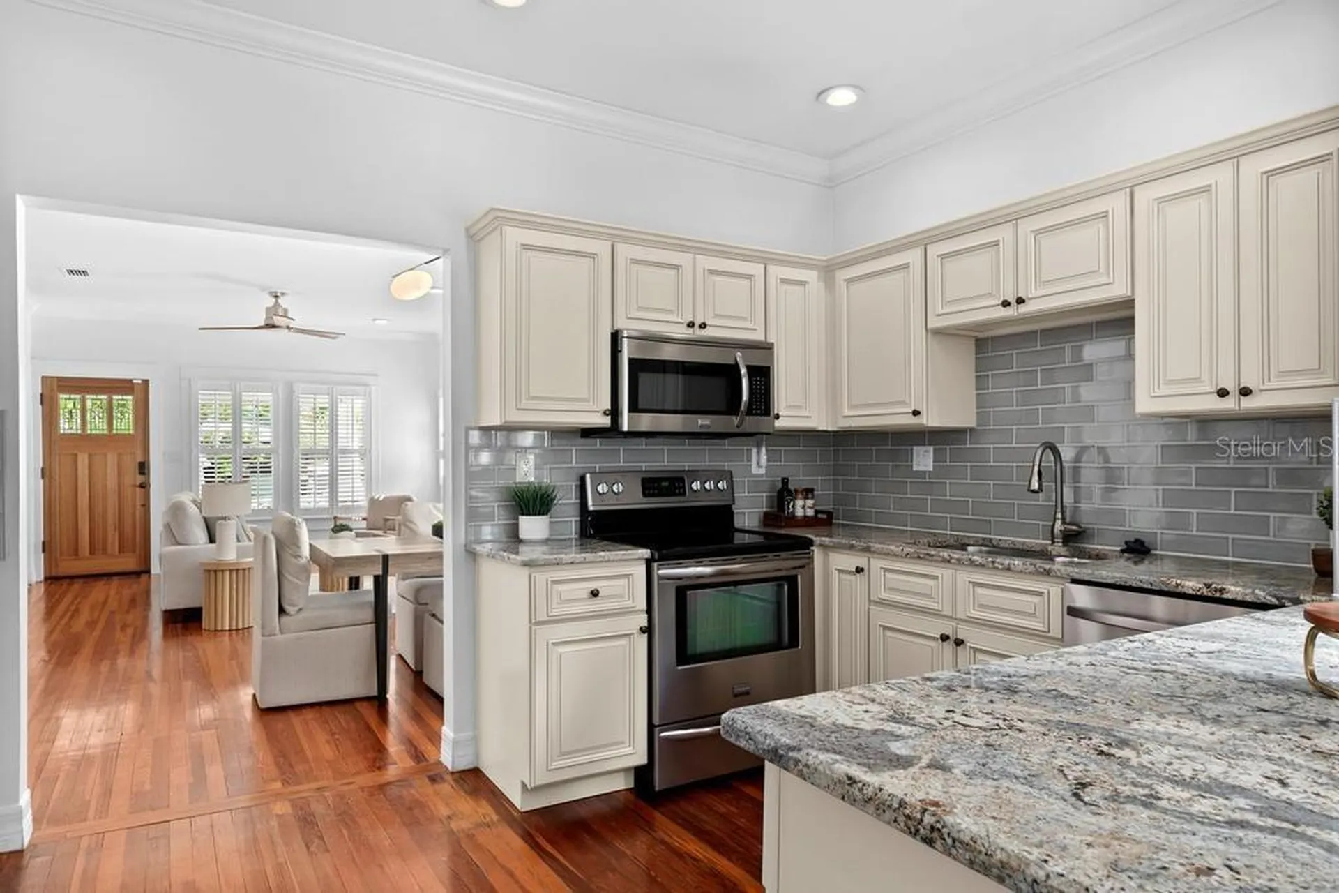 506 E Lambright Street Tampa FL 33604