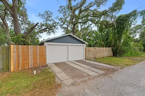 506 E Lambright Street Tampa FL 33604