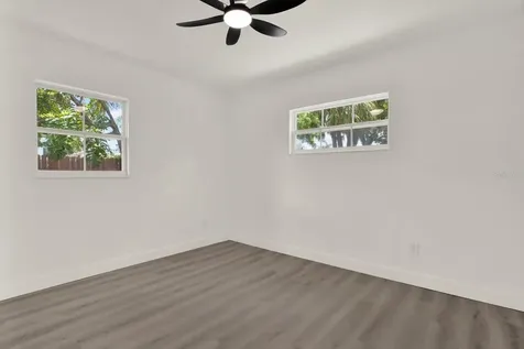 4200 Huntington Street NE St Petersburg FL 33703