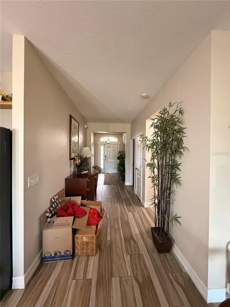 308 Corbett Bluff Drive Ruskin FL 33570