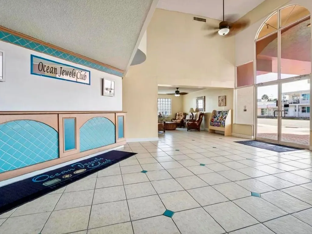 935 S Atlantic Avenue Daytona Beach FL 32118