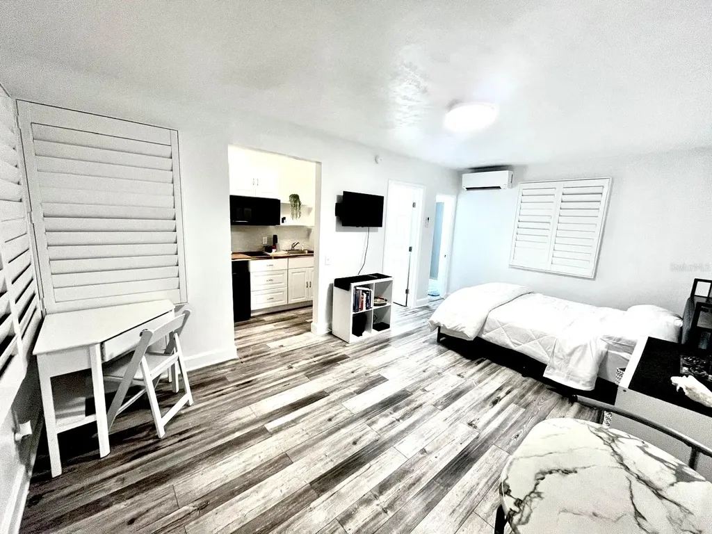 935 S Atlantic Avenue Daytona Beach FL 32118