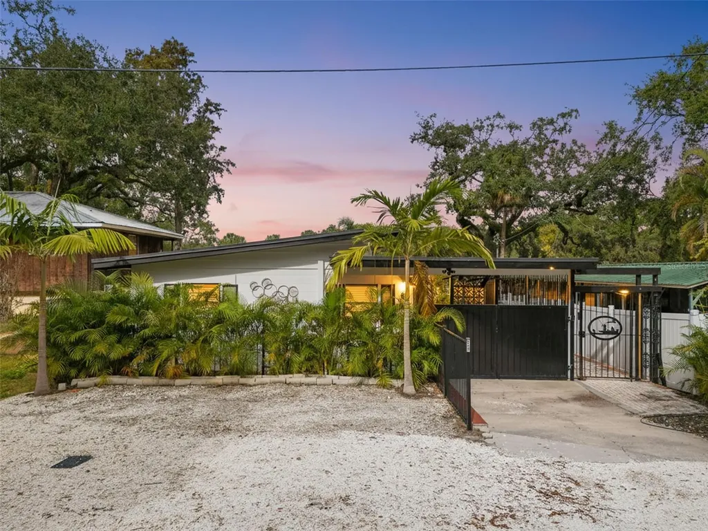 308 E Hollywood Street Tampa FL 33604
