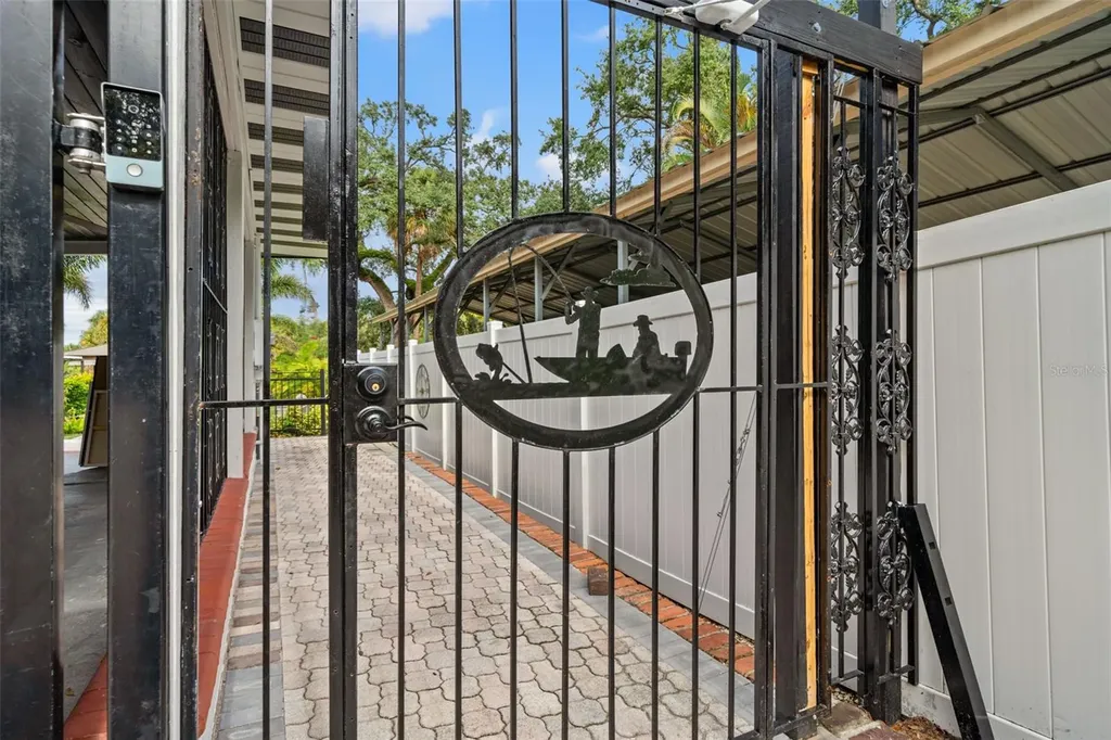 308 E Hollywood Street Tampa FL 33604