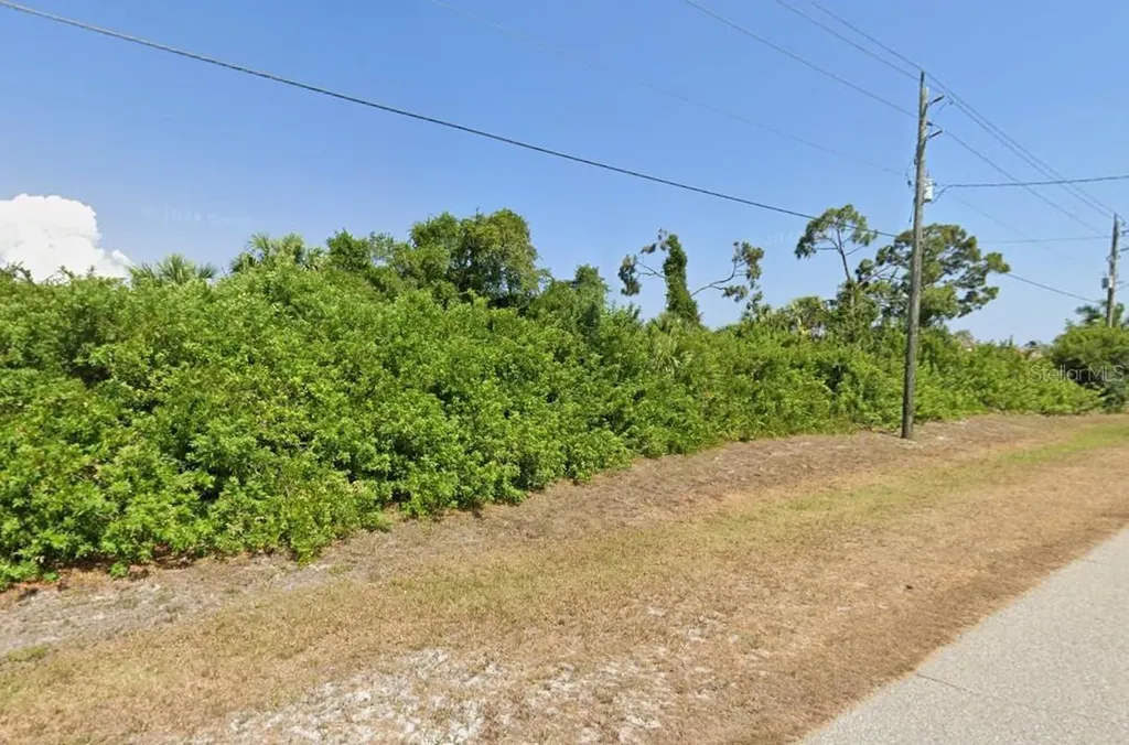 177 Antilla Drive Rotonda West FL 33947