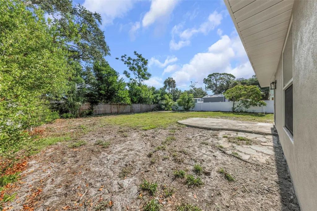 8017 31st Avenue N St Petersburg FL 33710