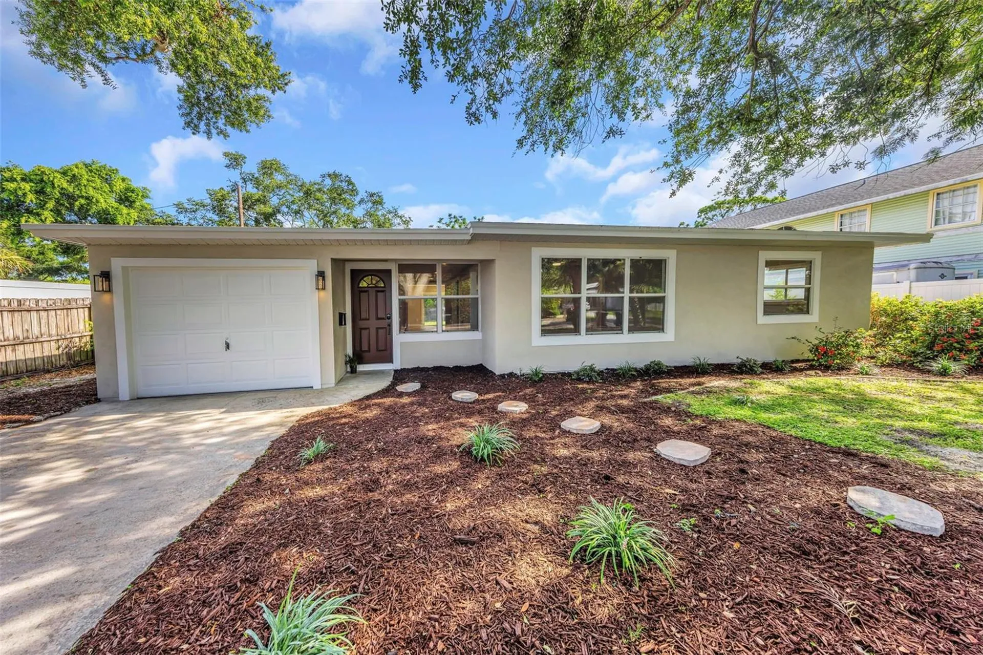 8017 31st Avenue N St Petersburg FL 33710