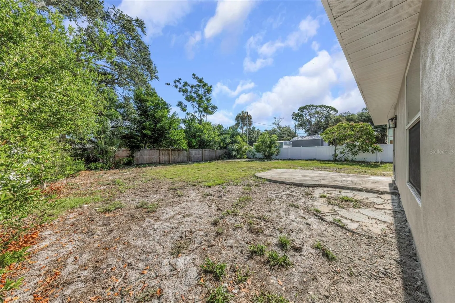 8017 31st Avenue N St Petersburg FL 33710