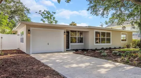 8017 31st Avenue N St Petersburg FL 33710