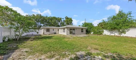8017 31st Avenue N St Petersburg FL 33710