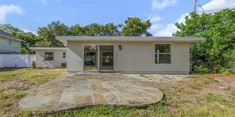 8017 31st Avenue N St Petersburg FL 33710