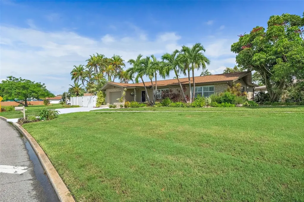 101 Madonna Boulevard Tierra Verde FL 33715