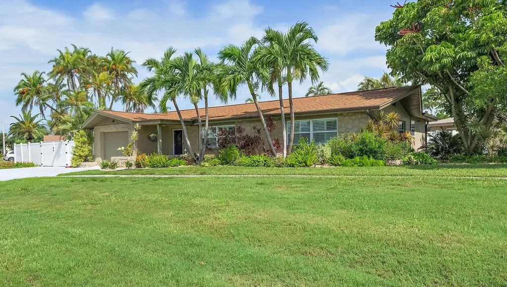 101 Madonna Boulevard Tierra Verde FL 33715