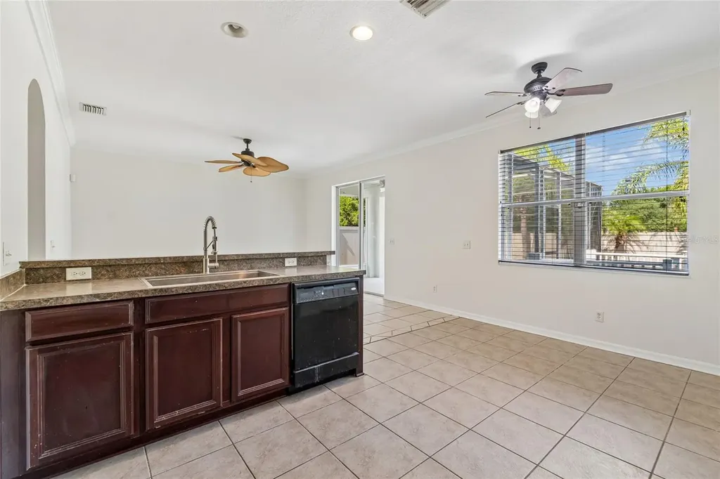 915 Windton Oak Drive Ruskin FL 33570