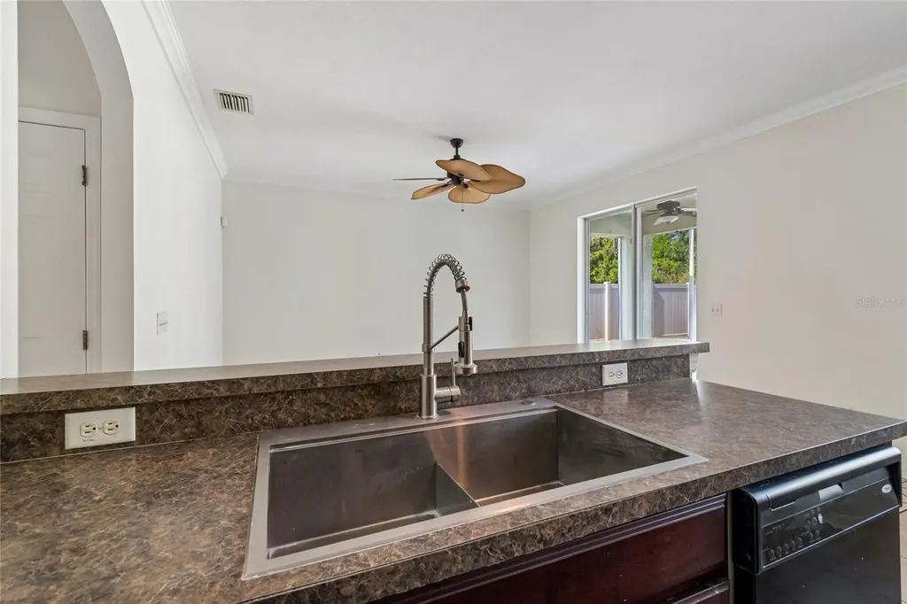 915 Windton Oak Drive Ruskin FL 33570