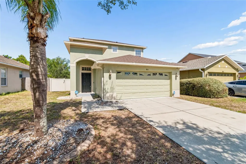 915 Windton Oak Drive Ruskin FL 33570