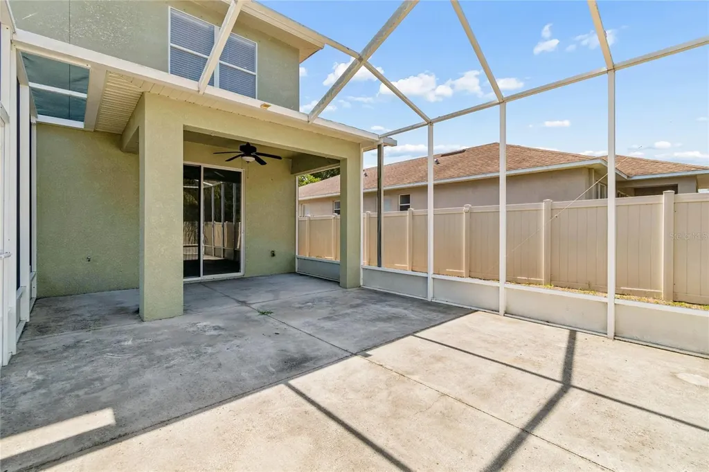 915 Windton Oak Drive Ruskin FL 33570