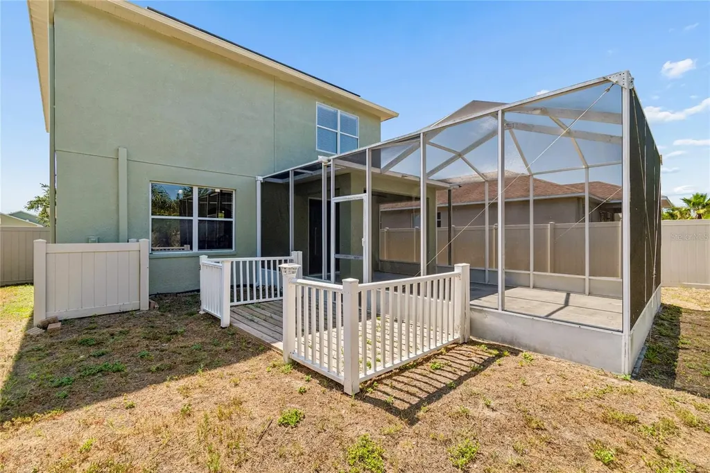 915 Windton Oak Drive Ruskin FL 33570
