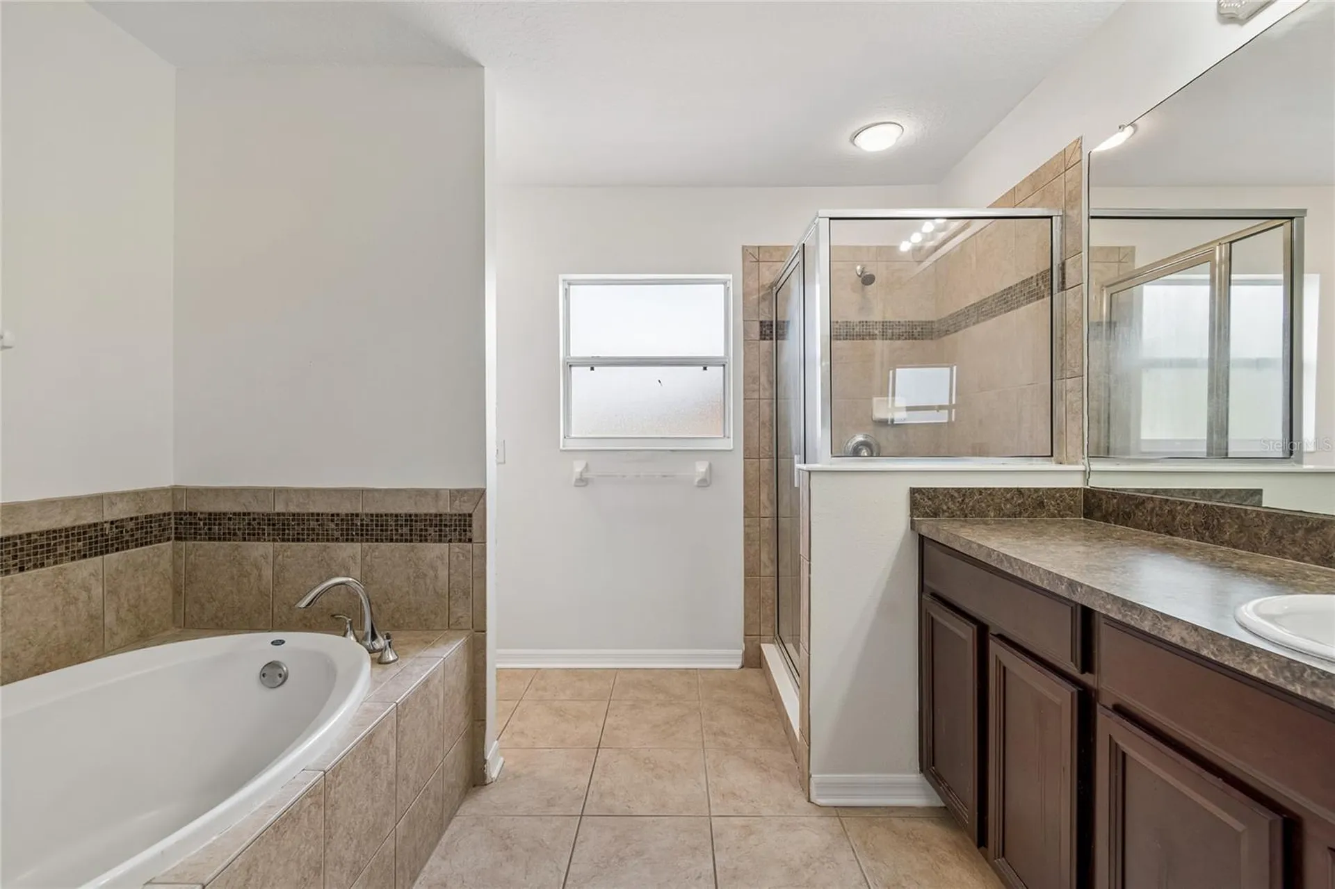 915 Windton Oak Drive Ruskin FL 33570