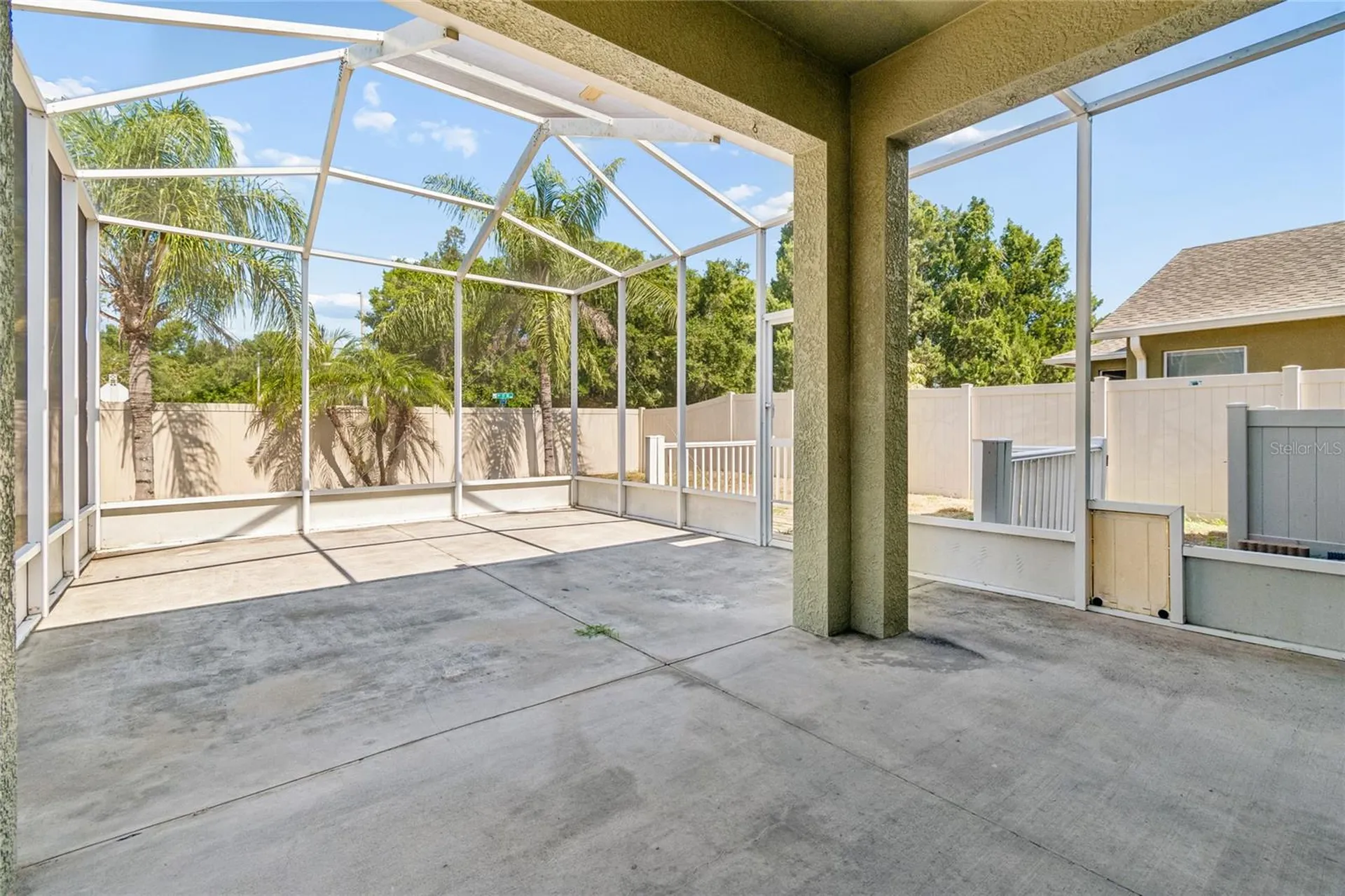 915 Windton Oak Drive Ruskin FL 33570
