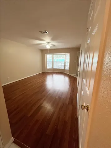 37240 Embassy Park Lane Dade City FL 33525