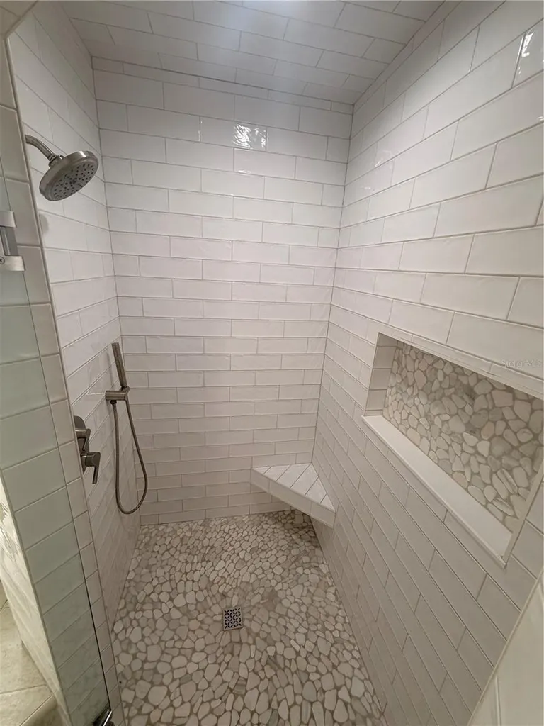 1605 Gulf Road Tarpon Springs FL 34689