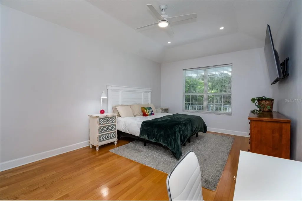 1605 Gulf Road Tarpon Springs FL 34689