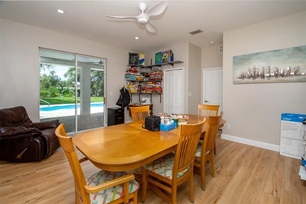 1605 Gulf Road Tarpon Springs FL 34689