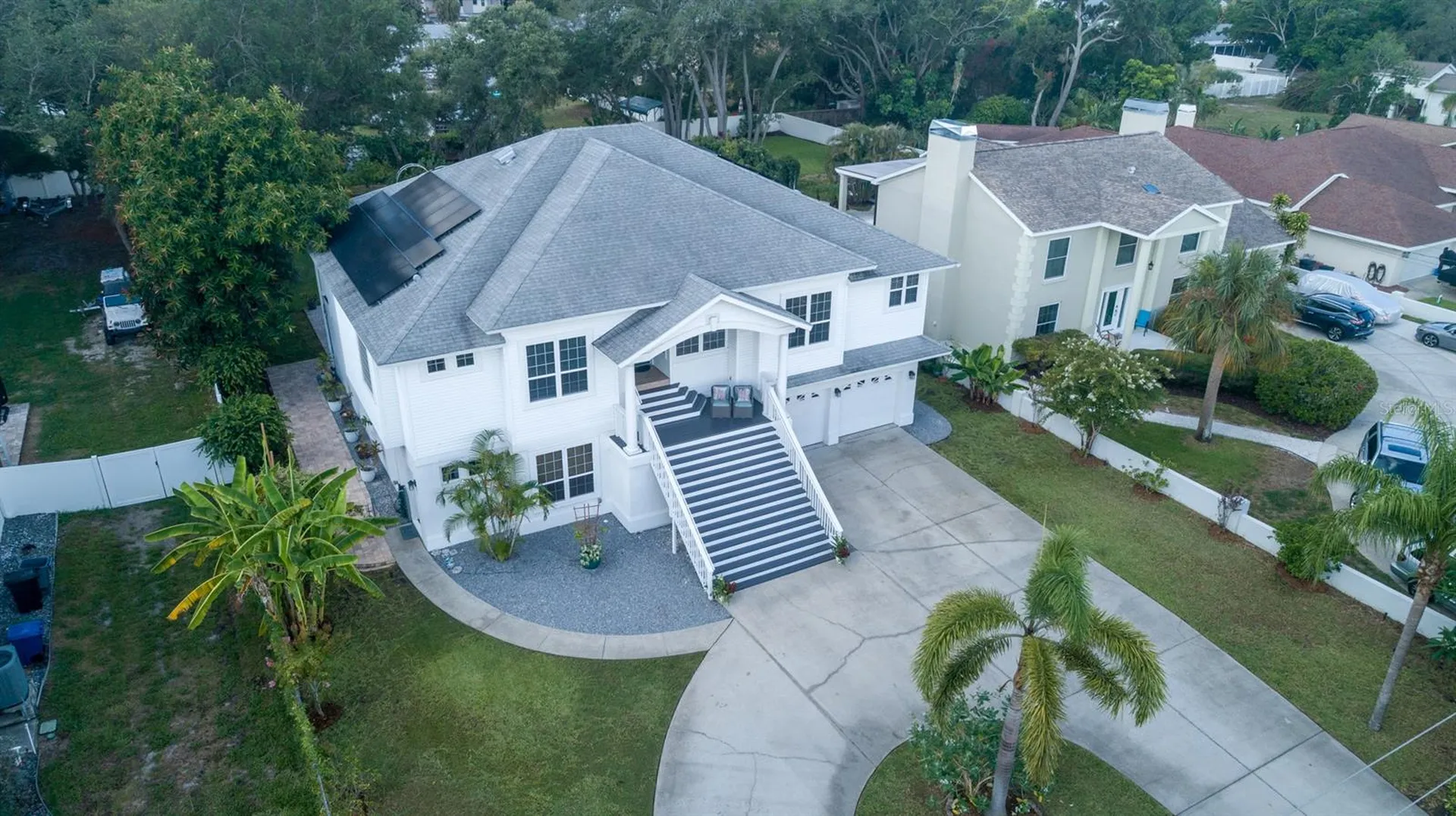 1605 Gulf Road Tarpon Springs FL 34689